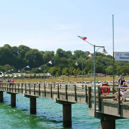 FeWo mit Meerblick, gratis Nutzung vom AHOI Erlebnisbad und Sauna in Sellin - Haus Blick zur See FeWo 03 * Goehren (Ruegen)