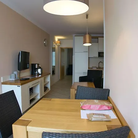 Apartment FeWo mit Meerblick, gratis Nutzung vom AHOI Erlebnisbad und Sauna in Sellin - Haus Blick zur See FeWo 03 Goehren (Ruegen)
