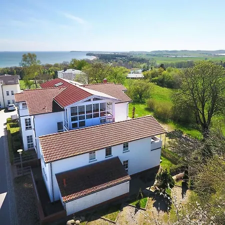 FeWo mit Meerblick, gratis Nutzung vom AHOI Erlebnisbad und Sauna in Sellin - Haus Blick zur See FeWo 03 *